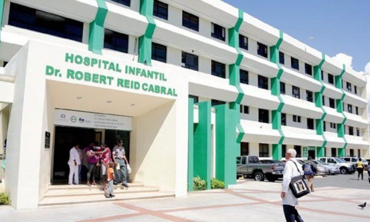 Personal de emergencia del Robert Reid Cabral llama a las familias a reforzar medidas para evitar accidentes de niños.