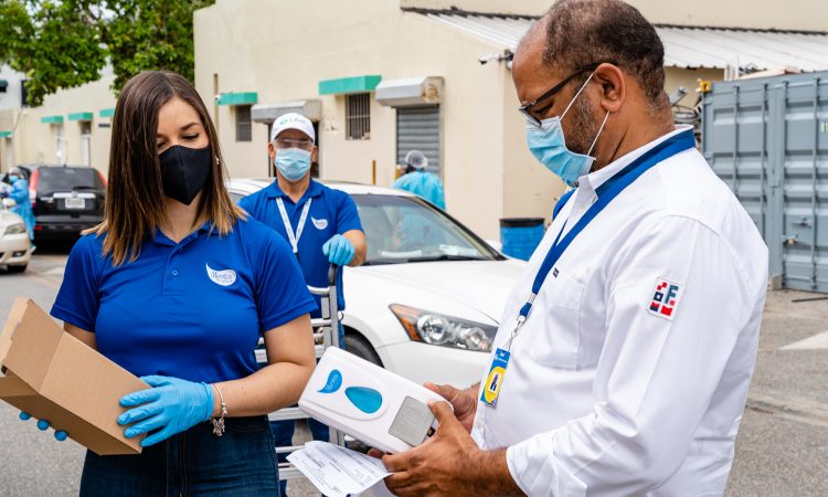 Farmacéutica suple de 50 mil unidades de gel antibacterial a centros hospitalarios