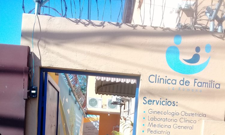 Reapertura de Servicios y Horarios en Clínica de Familia La Romana ante COVID-19