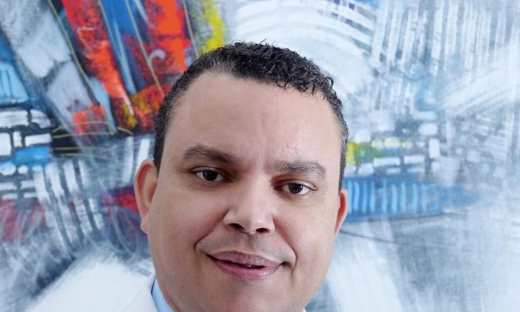 Dr. Julio Landrón