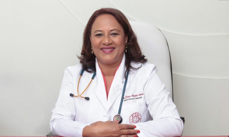“Es una utopía querer iniciar el año escolar en agosto de forma presencial” dice infectóloga dominicana