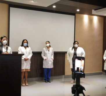 Tres sociedades médicas tocan la alarma en Santiago con Covid-19