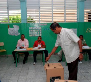 Sociedad Dominicana de Infectología recomendó medidas de control y prevención para salir a votar