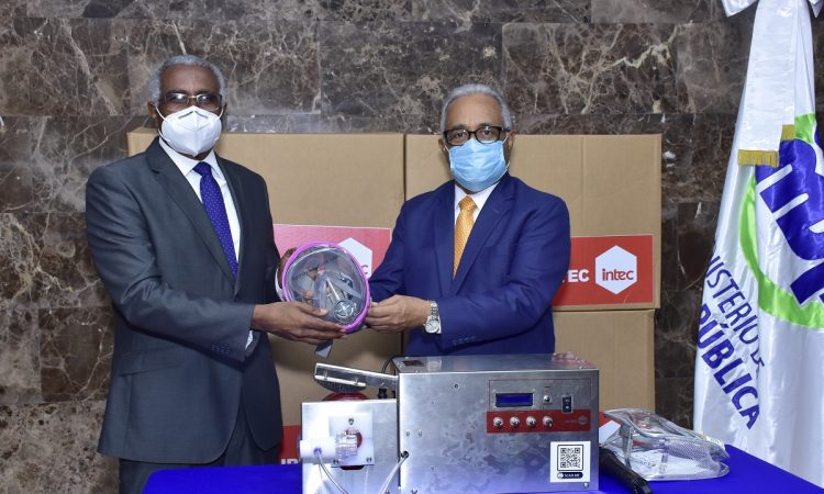 INTEC entregó 38 nuevos ventiladores Airtec que serán distribuidos en centros hospitalarios de Santiago