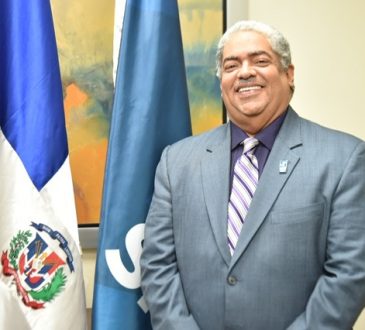 Director del Servicio Nacional de Salud renunció al cargo que ostentaba desde el 2018