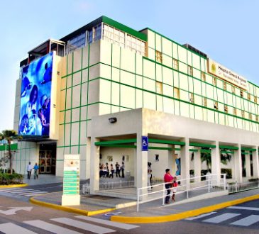 Hospital Marcelino Vélez Santana egresó al paciente 400 recuperado de Covid-19