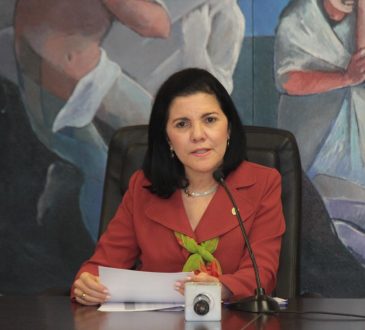 Médicos internos esperan iniciar internado rotatorio el 03 de septiembre luego de 5 meses en pausa