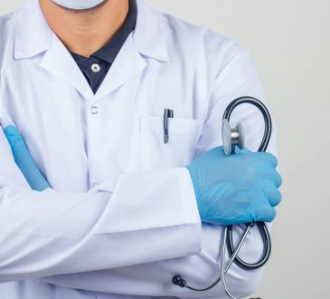 Médicos convocarán paro si no cobran salario de julio en las próximas 48 horas