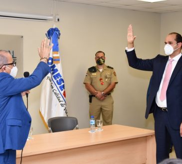 Rafael Adolfo Pérez De León asumió la dirección de Promese/Cal de manos de Plutarco Arias