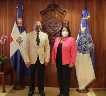 1,113 internos de medicina de la UASD serán acogidos en hospitales para continuar ciclo de formación