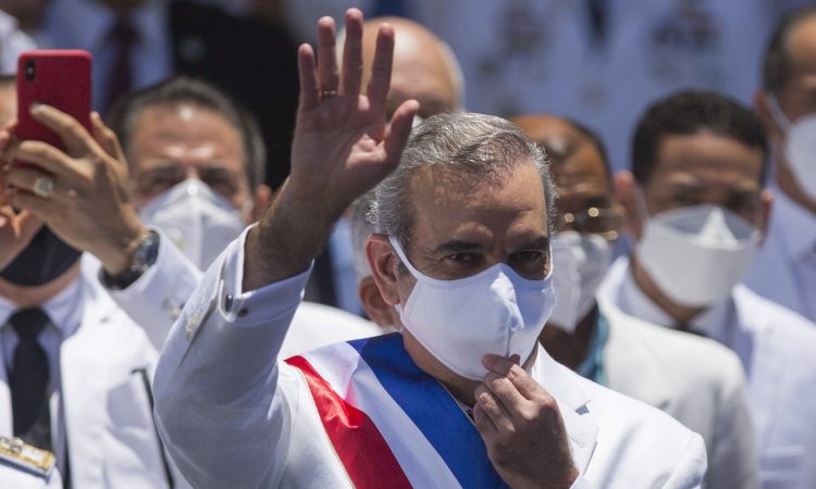 Luis Abinader extiende toque de queda y estado de estado de emergencia a partir de mañana Luis Abinader extiende toque de queda y estado de estado de emergencia a partir de mañana