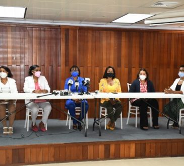 “En lo inmediato se estará reclutando al personal de enfermería”, dijo Yolanda Saturria por nombramiento de 1,500 enfermeras