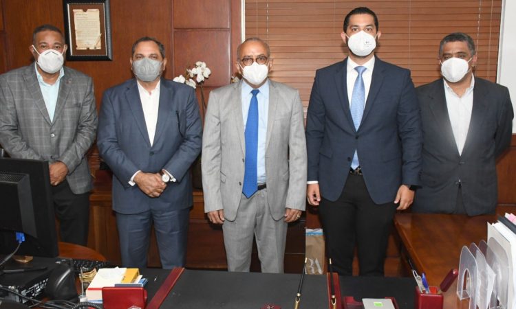 Ministro de Salud estableció protocolos para garantizar seguridad de la Liga Dominicana de Béisbol para juegos de invierno