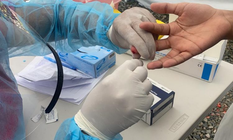 SNS informó que en 21 centros de la Red Pública de Salud toman muestras para pruebas PCR y rápidas SNS informó que en 21 centros de la Red Pública de Salud toman muestras para pruebas PCR y rápidas
