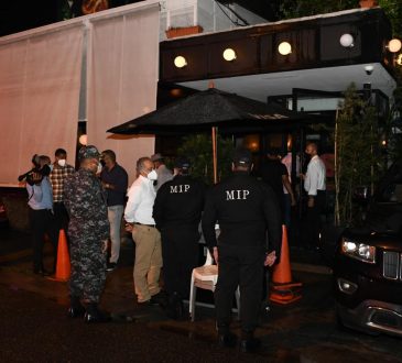 Ministerio de Salud y autoridades verifican cumplimiento de normas y protocolos en bares y restaurantes