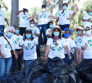 Jornada “Mejor sin plástico” en playa Güibia busca conservar equilibrio ambiental y preservar la salud de dominicanos