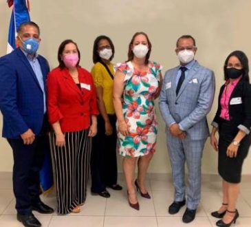 Asociación Farmacéutica Dominicana solicitó a Luis Abinader integrar al gremio en reajuste salarial