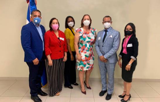 Asociación Farmacéutica Dominicana solicitó a Luis Abinader integrar al gremio en reajuste salarial