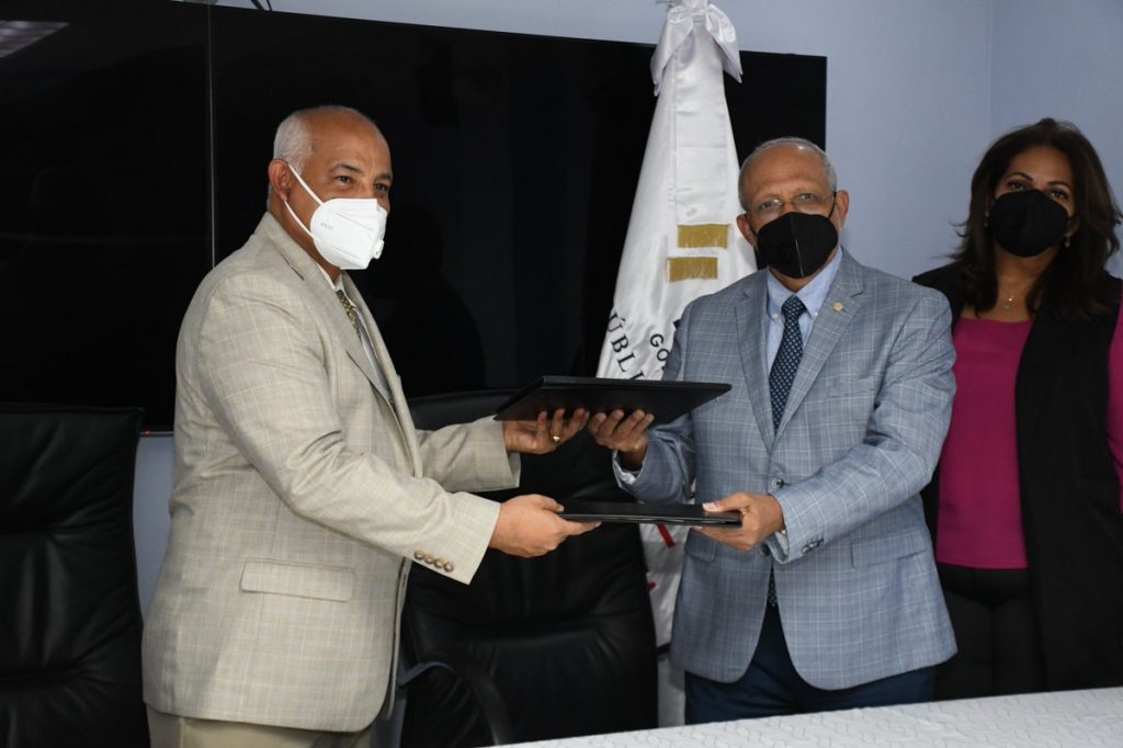 MSP y SISALRIL firman acuerdo para garantizar acceso al Remdesivir para afiliados y no afiliados a las ARS MSP y SISALRIL firman acuerdo para garantizar acceso al Remdesivir para afiliados y no afiliados a las ARS