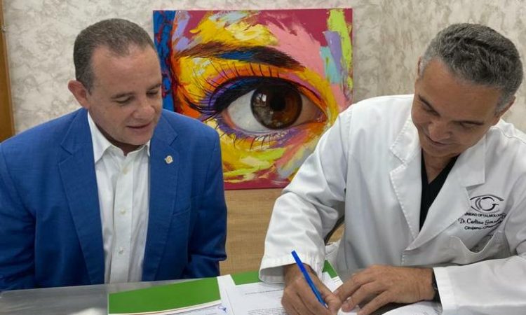 UNPHU y Medicalnet firman acuerdo a beneficio de la formación de estudiantes internos de medicina