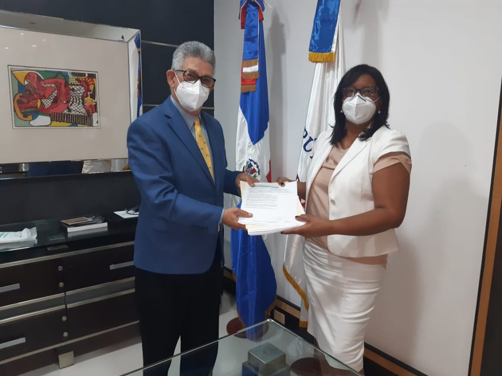 Se aplicó pruebas PCR a más de 200 empleados de la Digepres: todos resultaron negativos al Covid-19 Se aplicó pruebas PCR a más de 200 empleados de la Digepres: todos resultaron negativos al Covid-19