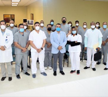 Inició primer curso de artroscopia de hombros con prácticas hospitalarias en el Hospital Ney Arias