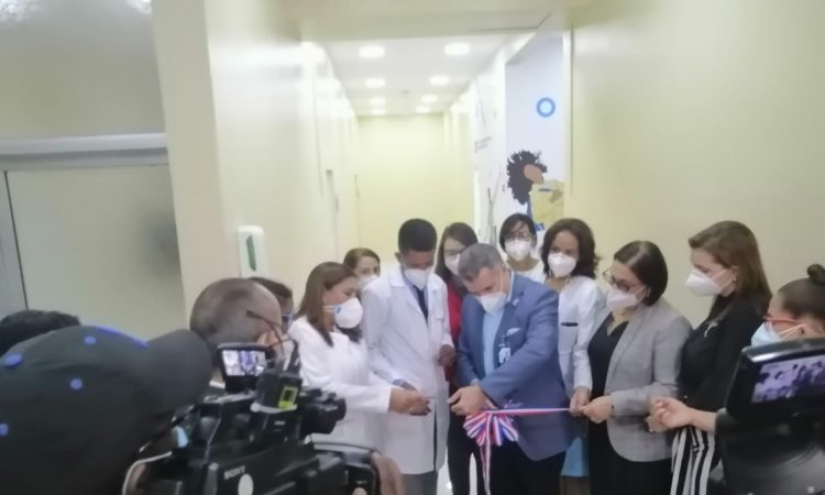 Hospital Robert Reid Cabral deja en funcionamiento unidad atención adolescentes