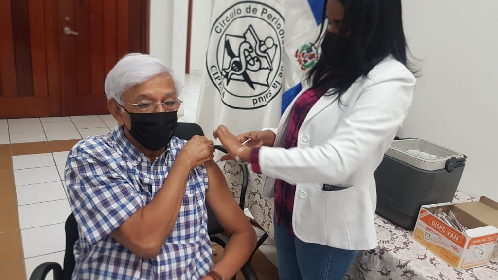 Cipesa realiza jornada de vacunación contra la influenza para periodistas