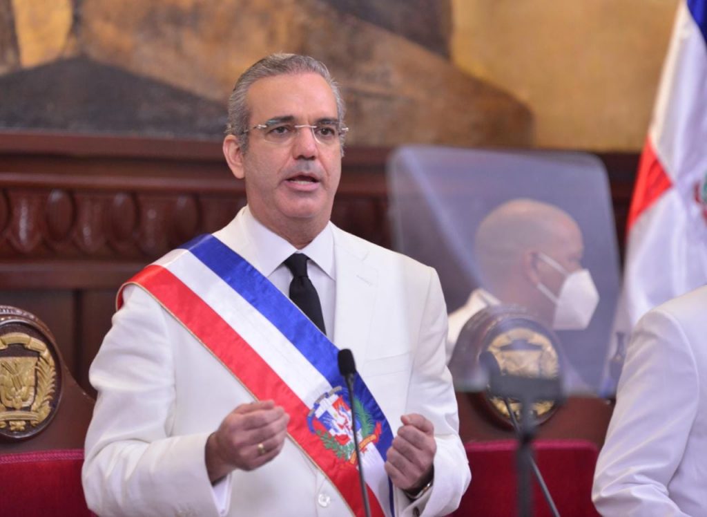 Toque de queda se extiende hasta el 01 de diciembre