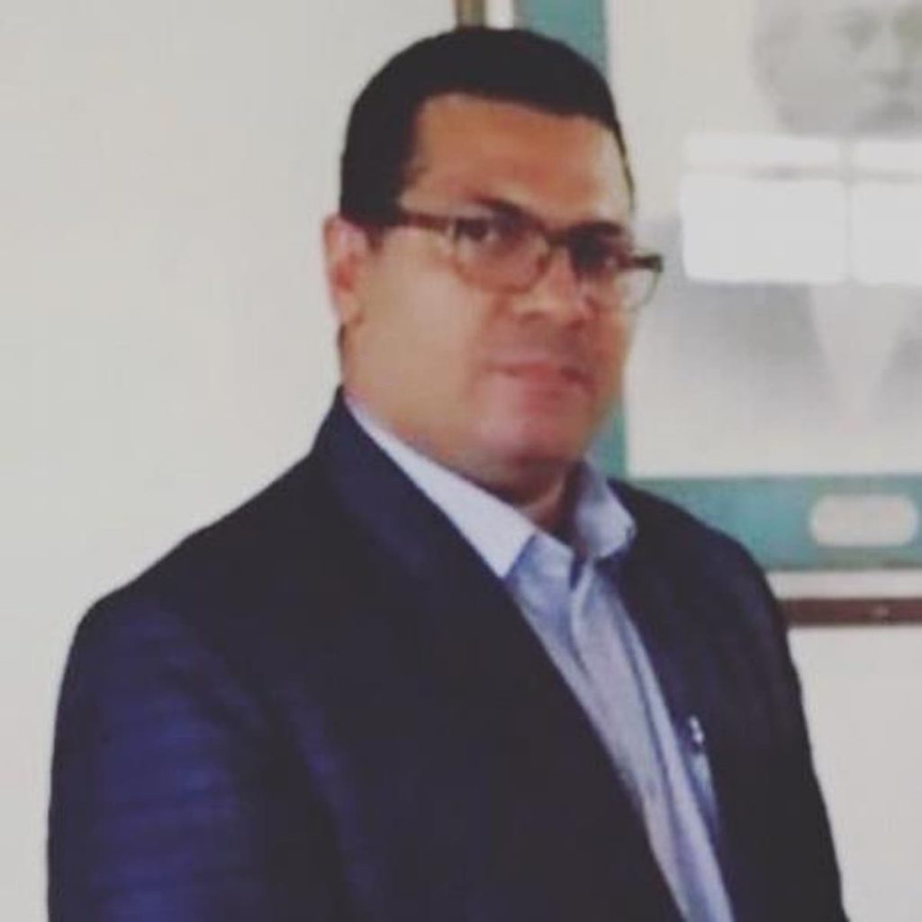 Eleazar Reyes Quezada será trasladado en avión ambulancia a Estados Unidos para tratar una disección aórtica Eleazar Reyes Quezada será trasladado en avión ambulancia a Estados Unidos para tratar una disección aórtica