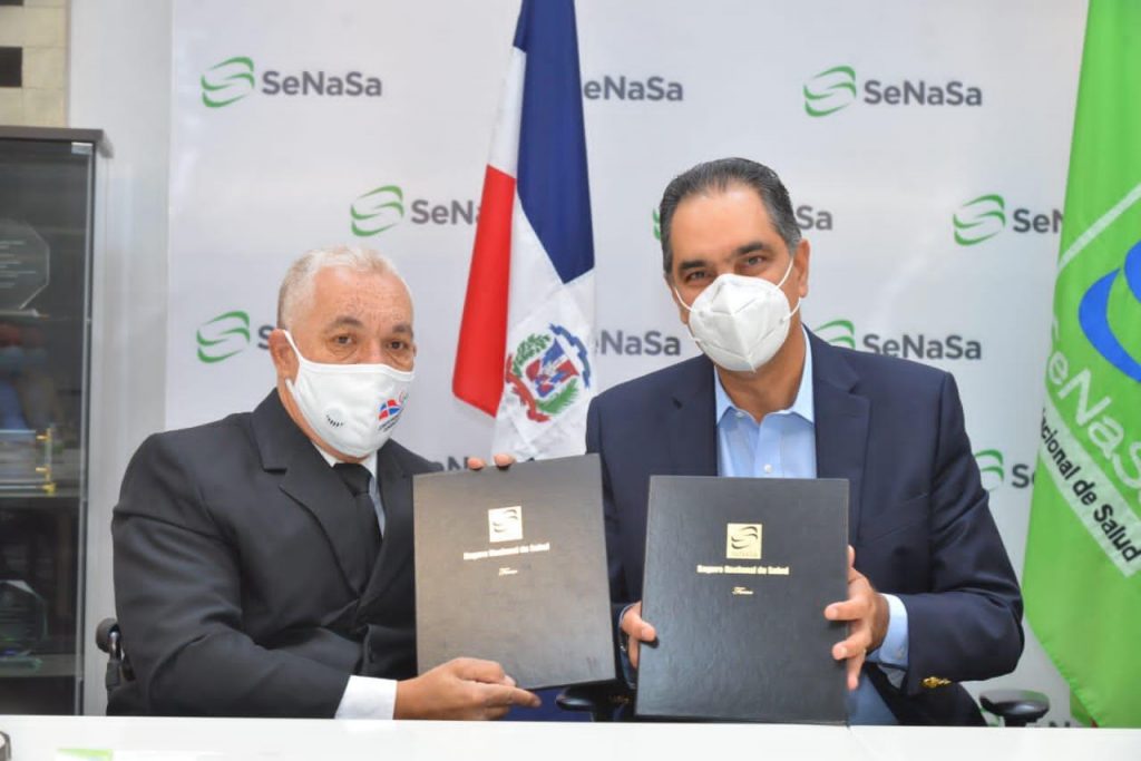 SeNaSa firmó acuerdo con COPADOM para garantizar la salud de sus miembros