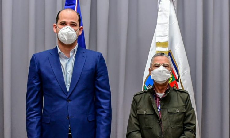 Promese/Cal fundará “Farmacias del pueblo” para habitantes de Santo Domingo Este