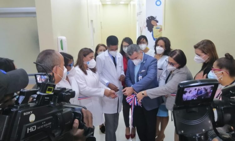 Hospital Reid Cabral activó unidades de atención integral para adolescentes Hospital Reid Cabral activó unidades de atención integral para adolescentes
