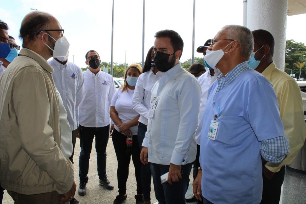 MSP equipó al aeropuerto Gregorio Luperón con equipos y personal para la prevención del COVID-19 MSP equipó al aeropuerto Gregorio Luperón con equipos y personal para la prevención del COVID-19
