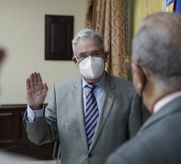 José Joaquín Puello es juramentado presidente de la Ciudad Sanitaria