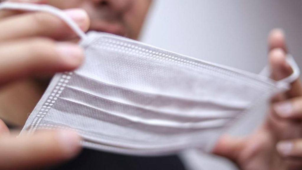 Empresa española lanzó mascarilla inteligente que protege en un 99% los virus Empresa española lanzó mascarilla inteligente que protege en un 99% los virus