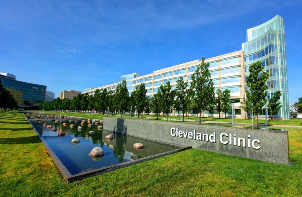 Cleveland Clinic informó que realiza aproximadamente 8,000 trasplantes hepáticos al año