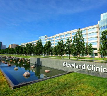 Cleveland Clinic informó que realiza aproximadamente 8,000 trasplantes hepáticos al año