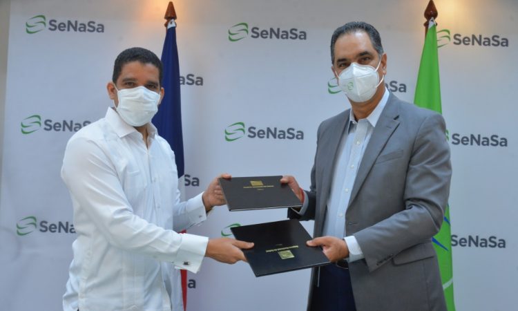 FEDOMBAL y SeNaSa firman acuerdo para afiliación de familiares y miembros de la federación