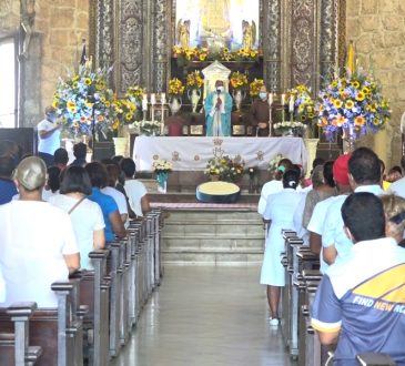 Gobierno permite actividad en templos religiosos tres veces por semana