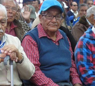 CMD convocó a médicos jubilados y pensionados a solicitar aumento salarial aprobado por el presidente