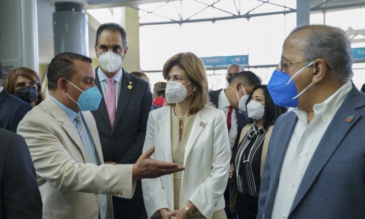 Gabinete de Salud informó que no existe cepa de COVID-19 proveniente de Inglaterra en el país Gabinete de Salud informó que no existe cepa de COVID-19 proveniente de Inglaterra en el país