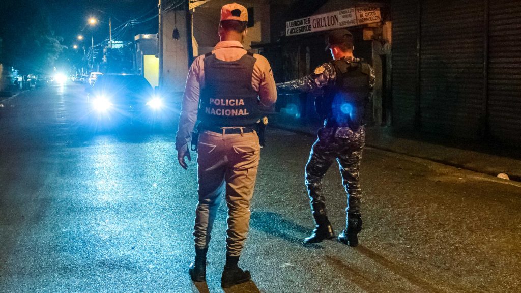 Sociedades médicas se reunieron con la Policía Nacional para aclarar denuncia de galenos Sociedades médicas se reunieron con la Policía Nacional para aclarar denuncia de galenos