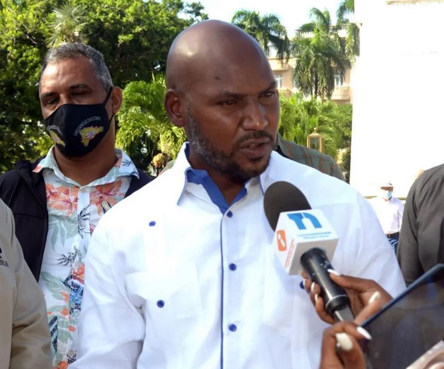 Reporteros gráficos solicitaron ser incluidos dentro de grupos de prioridad para vacunaciones contra COVID-19 Reporteros gráficos solicitaron ser incluidos dentro de grupos de prioridad para vacunaciones contra COVID-19