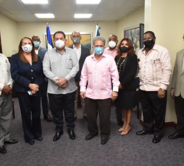 SNS y CMD se reunieron para definir compromisos firmados con el presidente