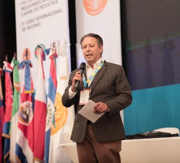 Sociedad Dominicana de Pediatría recomienda a la población recibir todas las vacunas reconocidas con confianza