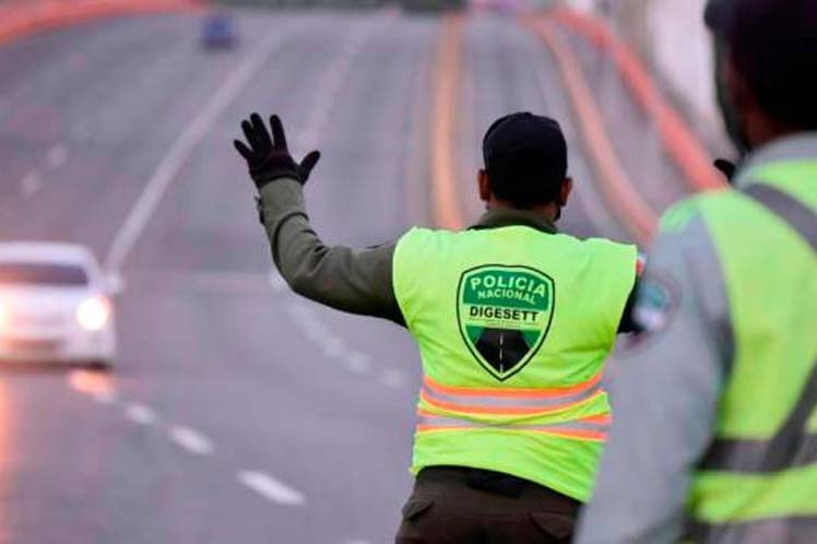 Gobierno prevé agregar dos horas de movilidad al toque de queda actual Gobierno prevé agregar dos horas de movilidad al toque de queda actual