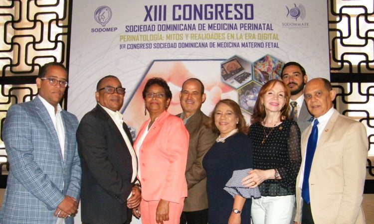 Sociedades médicas iniciaron el año cancelando congresos nacionales por aumento de casos COVID-19