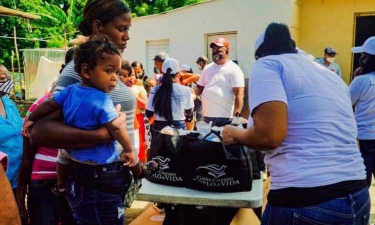 Congregación Soplo de Vida incluyó al sector salud para apoyar a familias de escasos recursos Congregación Soplo de Vida incluyó al sector salud para apoyar a familias de escasos recursos
