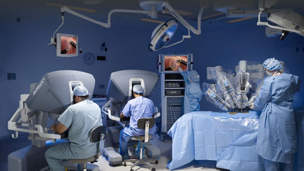 Italia realizó la primera intervención quirúrgica con un paciente sin sedación Italia realizó la primera intervención quirúrgica con un paciente sin sedación